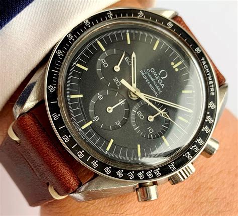 second hand omega speedmaster moonwatch|Omega Speedmaster moonwatch vintage.